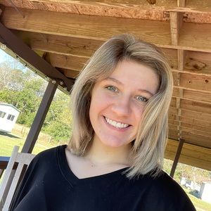 Meet your Posher, Alana